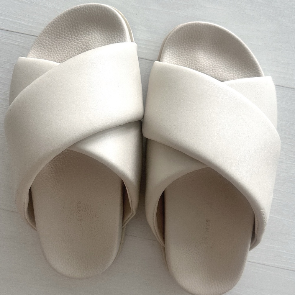 All Saints Chalk White Slides. Size US 8